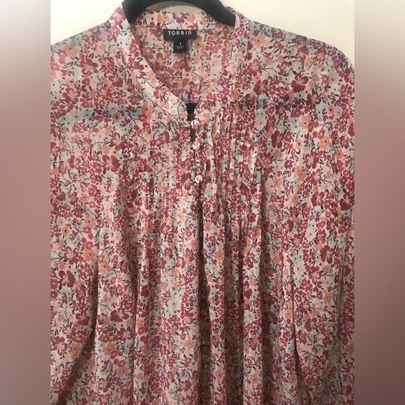 TORRID Womens Crinkle Chiffon Smocked Blouson Sleeve Semi Sheer Top Plus Size 1 - Picture 6 of 14